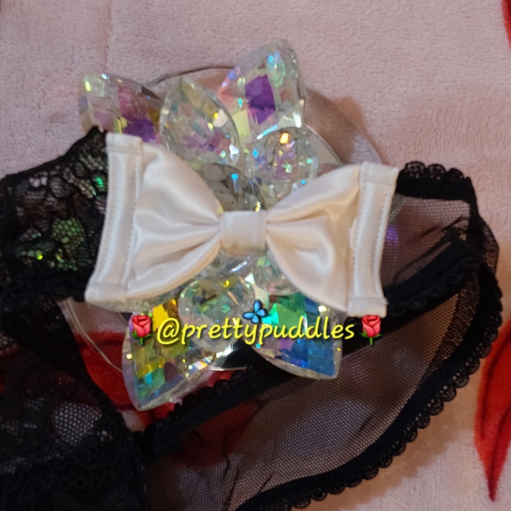 🖤 VS Dream Angels Black Corded Lace with Satin Bow Sides Thong Panty 🖤 - Picture 2 of 12